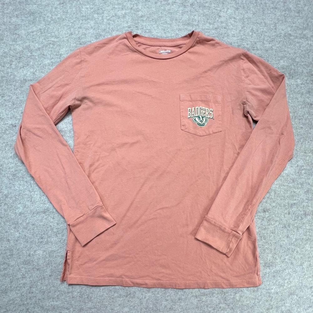 Wisconsin Badgers Long Sleeve Pocket T-Shirt Salmon Pink‎ Size Unisex Small
